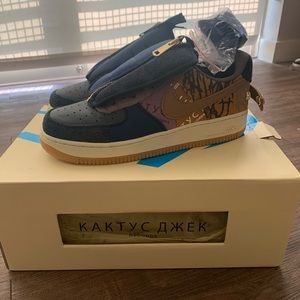 Travis Scott cactus jack Air Force ones !